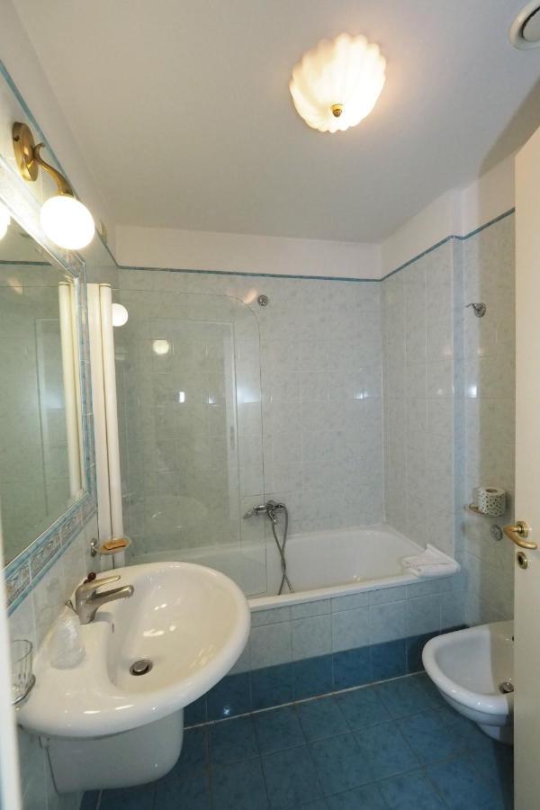 Hotel Laura Roma Ngoại thất bức ảnh