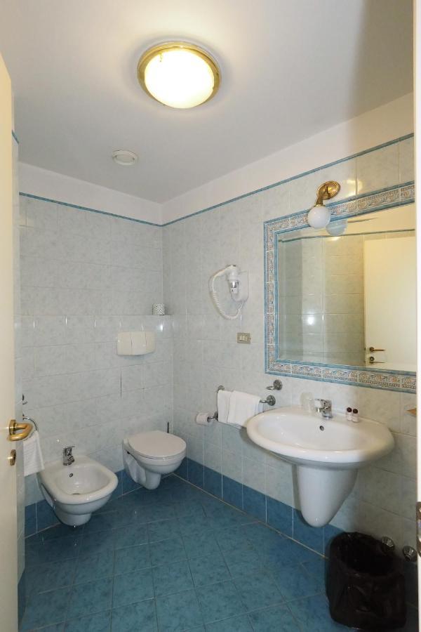 Hotel Laura Roma Ngoại thất bức ảnh
