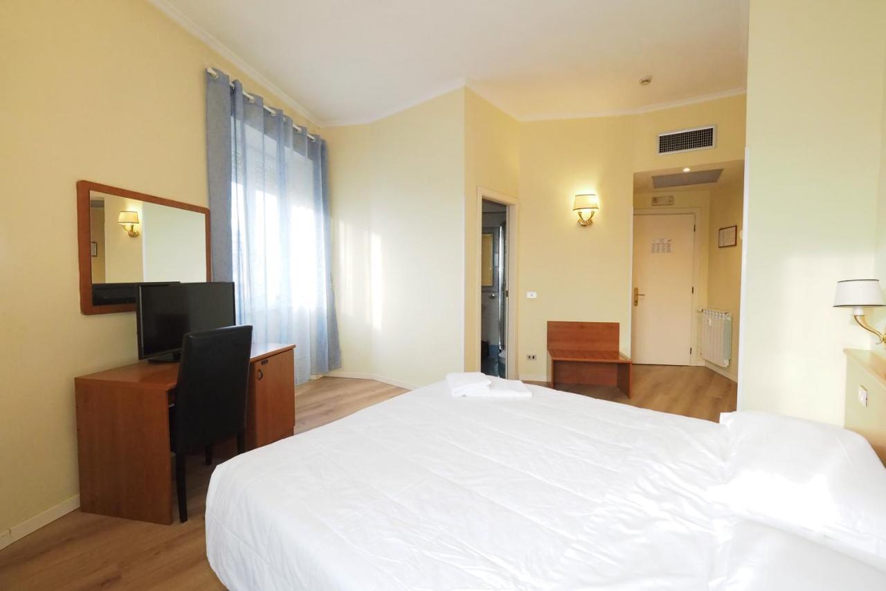 Hotel Laura Roma Ngoại thất bức ảnh
