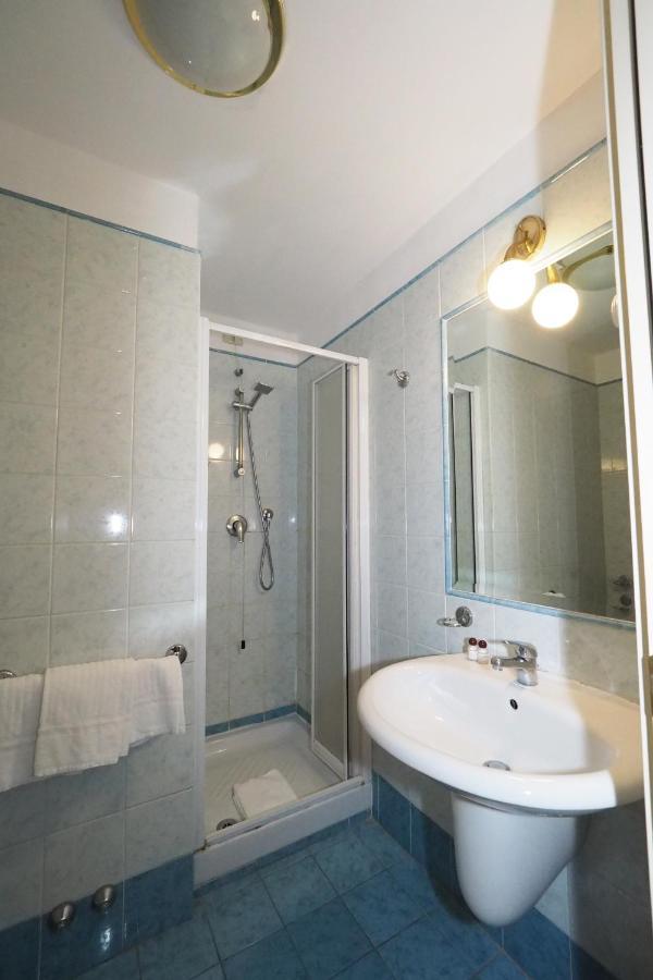 Hotel Laura Roma Ngoại thất bức ảnh
