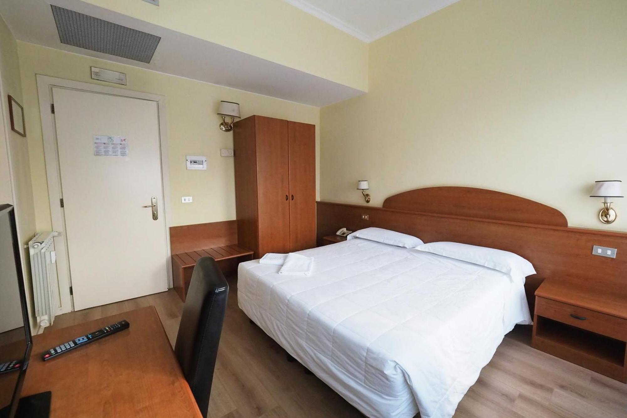 Hotel Laura Roma Ngoại thất bức ảnh