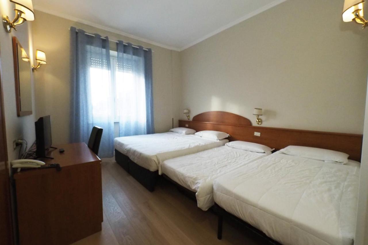 Hotel Laura Roma Ngoại thất bức ảnh