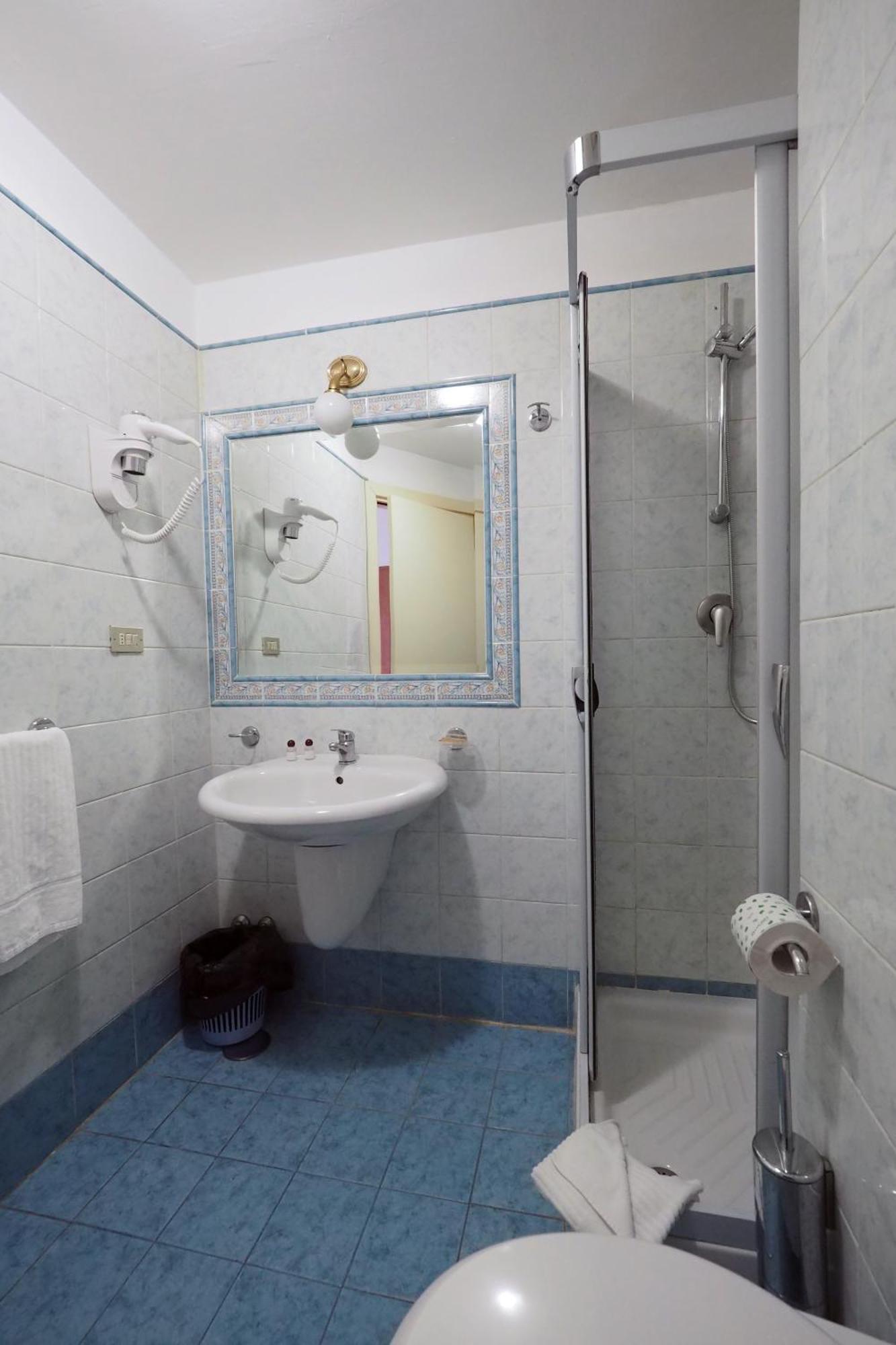 Hotel Laura Roma Ngoại thất bức ảnh