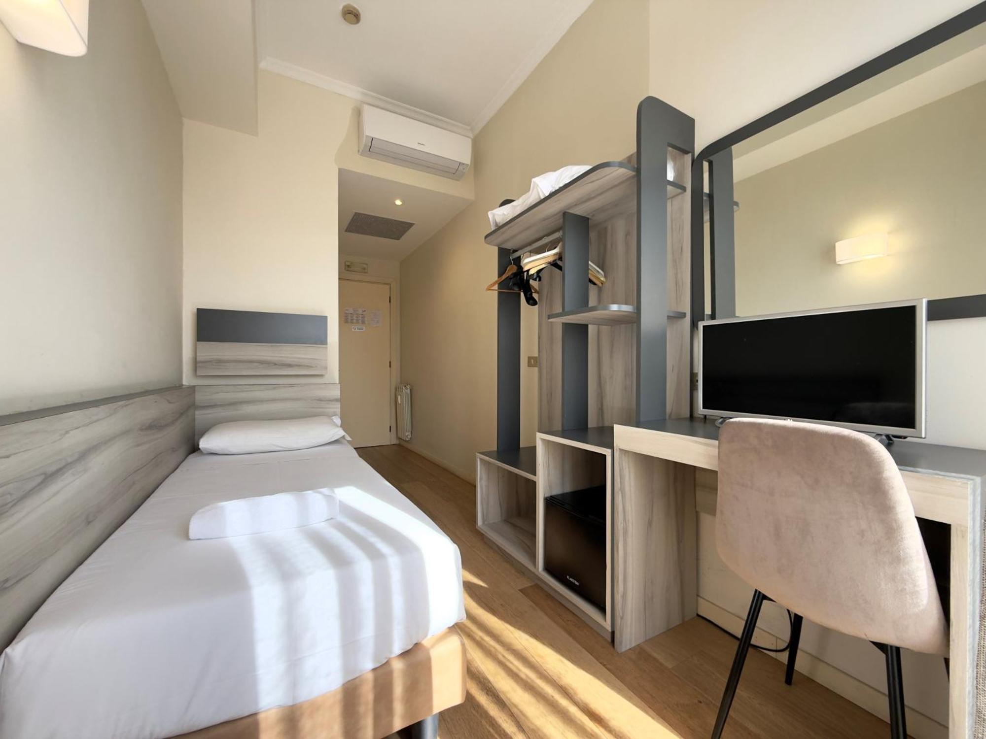 Hotel Laura Roma Ngoại thất bức ảnh