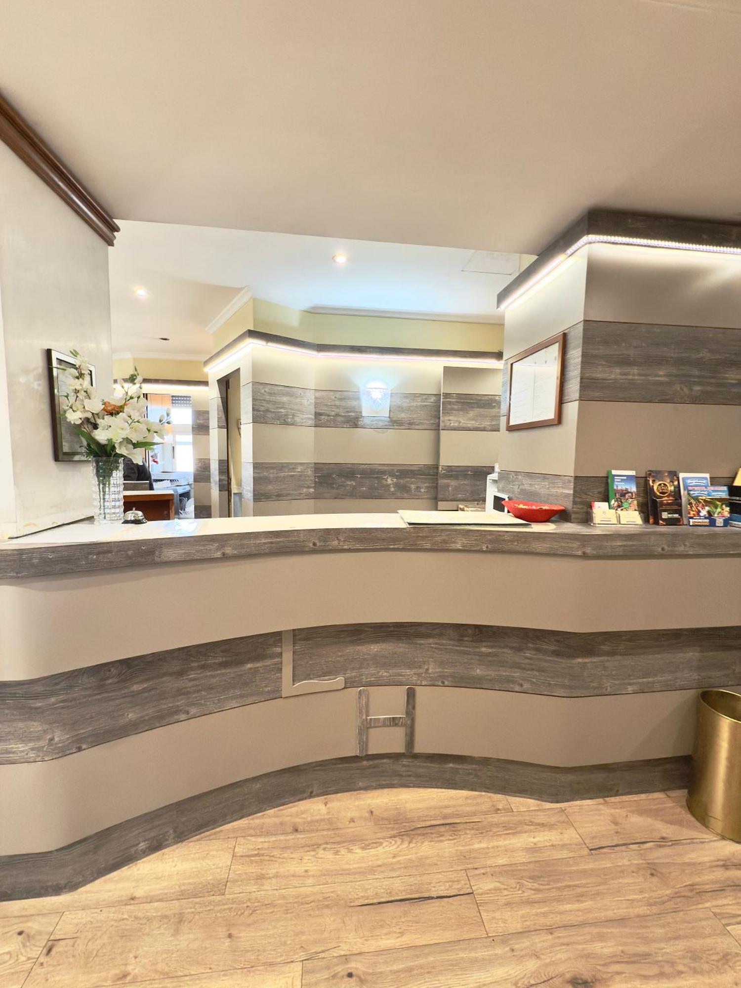 Hotel Laura Roma Ngoại thất bức ảnh