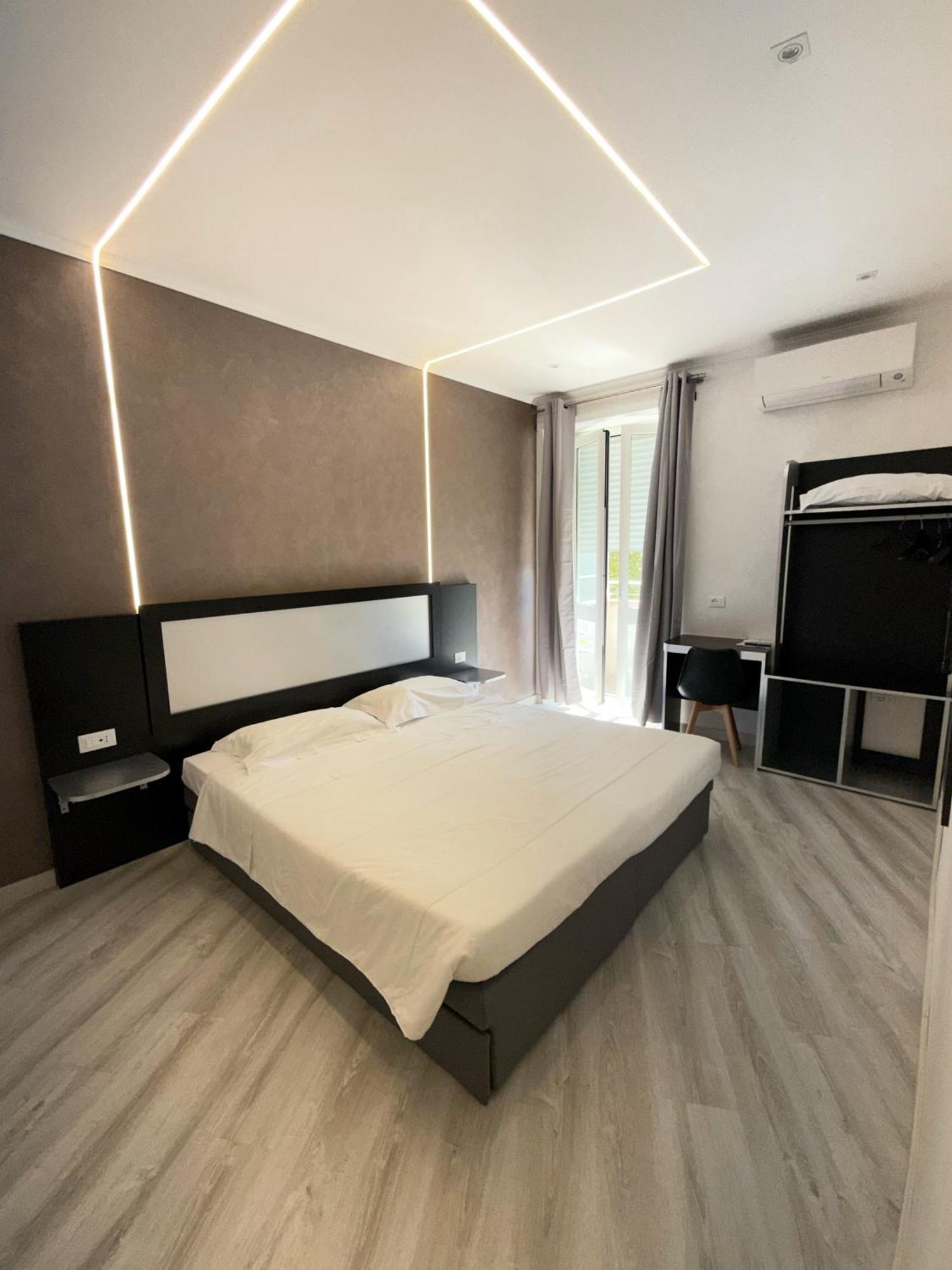 Hotel Laura Roma Ngoại thất bức ảnh