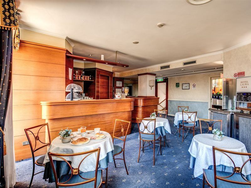 Hotel Laura Roma Ngoại thất bức ảnh